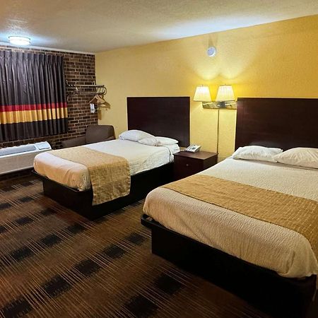 Travelodge By Wyndham Airport Platte City Exterior foto