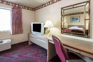 Travelodge By Wyndham Airport Platte City Quarto foto